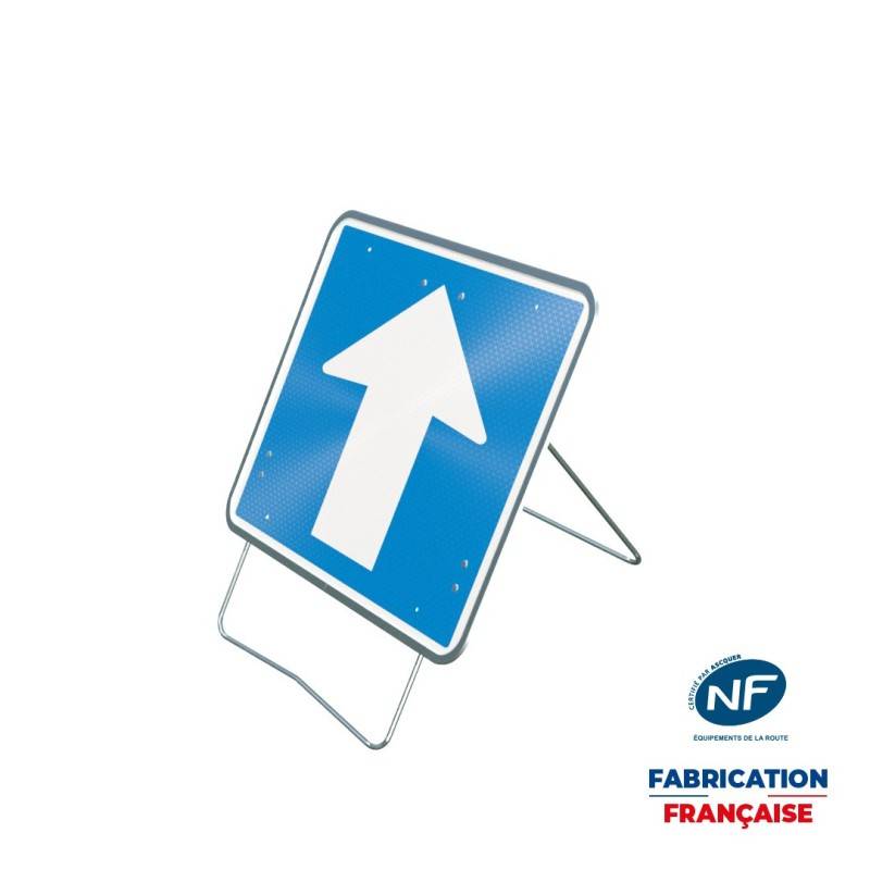 Panneau temporaire C12 Indication de circulation à sens unique sur pied incliné Panneau temporaire C12 Indication de circulation à sens unique sur pied incliné