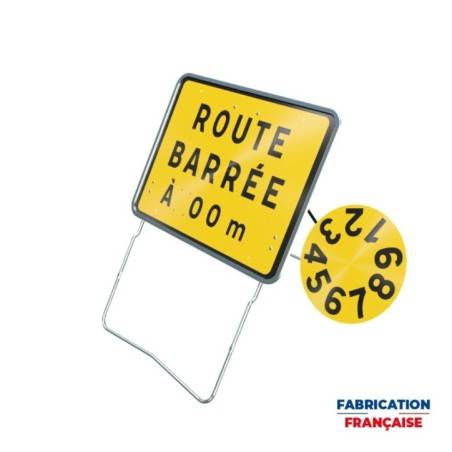 Panneau temporaire ROUTE BARREE avec disque sur pied incliné