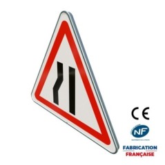Panneau de danger A3b Chaussée rétrécie par la gauche