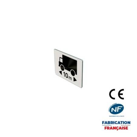 Panonceau M4q Véhicules articulés ou trains doubles avec longueur supérieur nombre indiqué